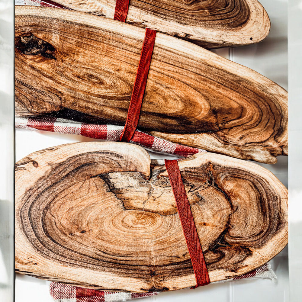 Holiday Charcuterie & Red Tartan Towel Set