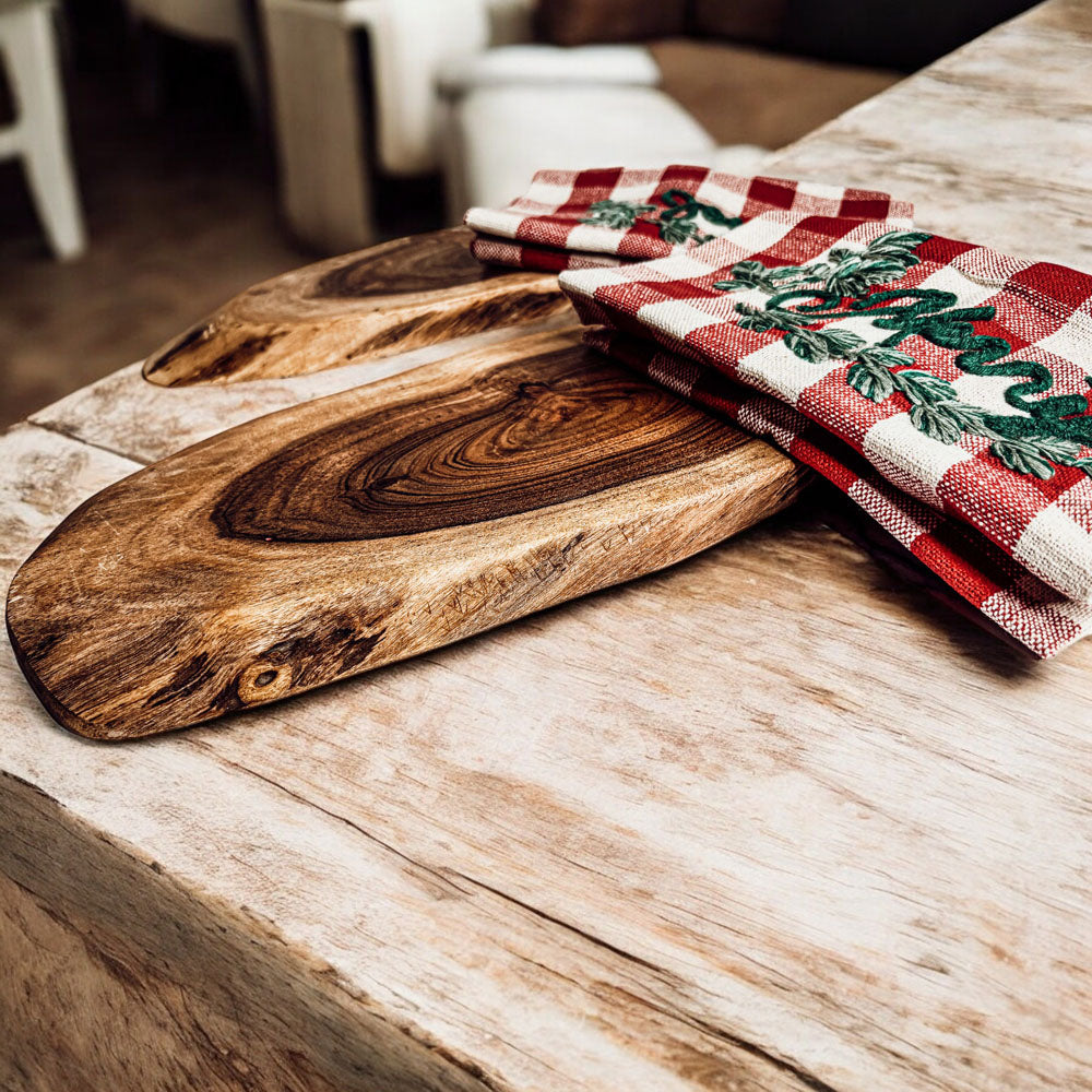Holiday Charcuterie & Red Tartan Towel Set